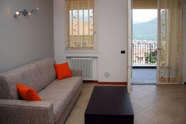 Cozy Lake Como Apartments Valmadrera Eksteriør bilde