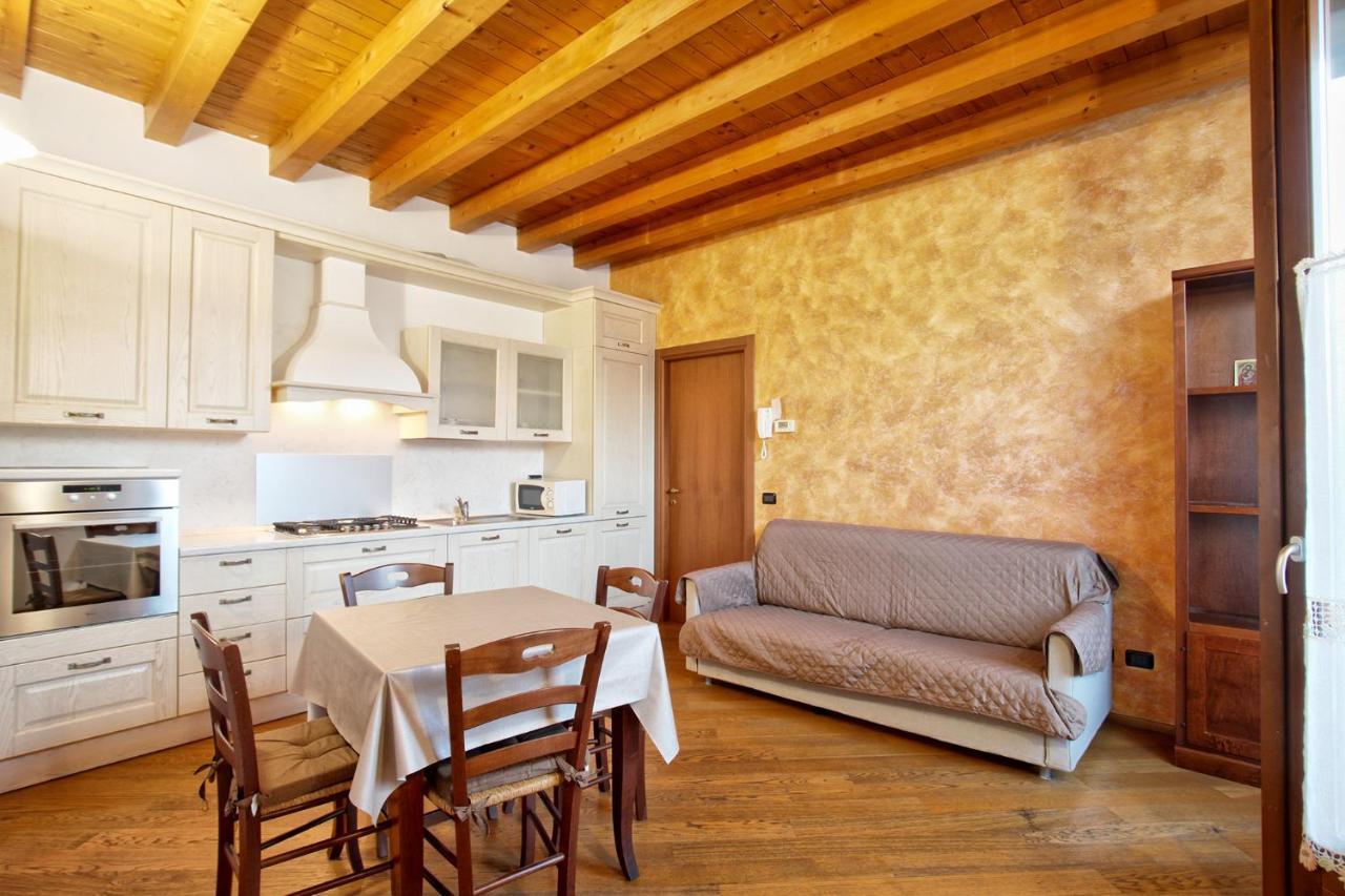 Cozy Lake Como Apartments Valmadrera Eksteriør bilde