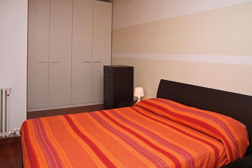 Cozy Lake Como Apartments Valmadrera Eksteriør bilde